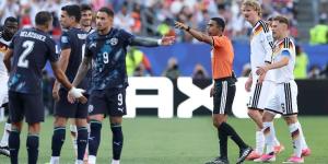 "الفيفا" يعلق على الحكم المغربي جيد - بوابة المدينة برس