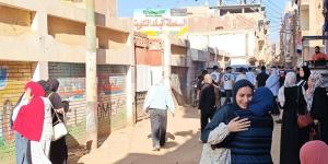 صعب والوقت مكفاش، طالب ثانوية عامة بالغربية يشتكي من امتحان الإنجليزي - المدينة برس