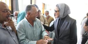 جولة مفاجئة لمحافظ الوادي الجديد بالمركز التكنولوجي بالخارجة وتوجه بسرعة بحث الشكاوى وتبسيط الإجراءات - المدينة برس