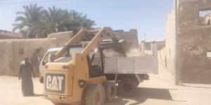 حملة مكبرة لإزالة تعديات وإشغالات تعوق الحركة بشوارع مدينة باريس بالوادي الجديد - المدينة برس
