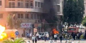 الداخلية السورية: القنبلتان بدائيتان وانفجرتا خارج النطاق الأمني لمقر إقامة ماكرون ولم يشكلا تهديدا مباشرا - المدينة برس