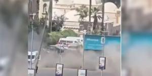 لحظة الانفجار بمحيط فندق إقامة الرئيس الفرنسى في دمشق (فيديو) - المدينة برس