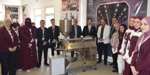 رئيس جامعة بنها يشهد مناقشة مشروعات تخرج التصميم الصناعي لطلاب كلية الفنون التطبيقية - المدينة برس