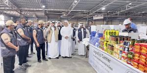 الأمين العام للهلال الأحمر الإماراتي يتفقد المركز اللوجستي بالعريش لمتابعة تجهيز المساعدات الإنسانية لغزة - المدينة برس