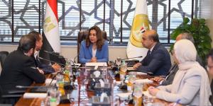 منال عوض: إنشاء شبكة قومية لجمع الأدوية منتهية الصلاحية - المدينة برس