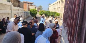 73 ألف طالب بالثانوية العامة بالدقهلية يؤدون اليوم امتحان "الفيزياء والتاريخ" - المدينة برس