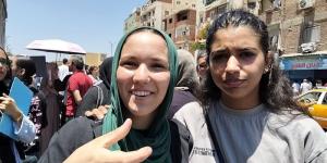 5 مشاهد من امتحاني التاريخ والفيزياء للثانوية العامة 2026.. ضبط سماعات غش وإغماءات ونقل طالبة للمستشفى.. وارتياح بين الطلاب لسهولة الأسئلة - المدينة برس