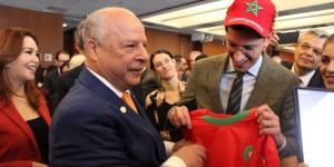وزير خارجية مكسيكو بقميص الأسُود - بوابة المدينة برس