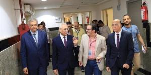 رئيس جامعة المنيا يفتتح السكن الفندقي للأطباء بالمجمع الطبي الجامعي - المدينة برس