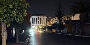 بالتزامن مع الزيارة الملكية.. أزمة النظافة والإنارة تشعل الانتقادات بطنجة - بوابة المدينة برس