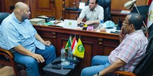 رئيس مركز ميت غمر يمهل شركة المياه يومين لإنهاء شكاوى ضعف الخدمة وتغير اللون - المدينة برس