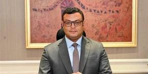 سر إزالة صورة شريف الشربيني من ممر الوزراء السابقين في وزارة الإسكان - المدينة برس