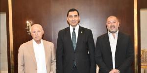 وزير الرياضة يبحث استعدادات المنتخب لبطولة أفريقيا وملف الشراكات بين الأندية الجماهيرية والخاصة - المدينة برس