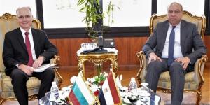 وزير الطيران يبحث مع سفير بلغاريا سُبل التعاون المشترك في مجال النقل الجوي - المدينة برس