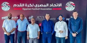 ملف رئيس لجنة الحكام الجديد يؤرق اتحاد الكرة.. الأهلي يعطل مشروع أبو ريدة بعودة عصام عبد الفتاح.. وسمير عثمان أبرز المرشحين.. الغندور خارج الصورة لصعوبة السيطرة عليه.. ومجاهد يدعم وجيه أحمد - المدينة برس