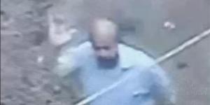 بسبب كاميرات المراقبة.. غضب في الغربية بعد رصد شخص يوجه إيحاءات منافية للآداب لجاره - المدينة برس