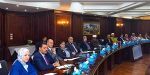 محافظ الإسكندرية يستقبل نائب وزير الصحة لمتابعة المؤشرات السكانية - المدينة برس