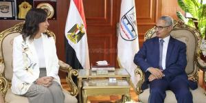 محافظ بني سويف يستقبل نبيلة مكرم للمشاركة بقافلة "إيد واحدة" بقرية باروط - المدينة برس