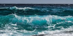 أمطار خفيفة وأمواج مرتفعة ورياح لطيفة، تفاصيل طقس الإثنين - المدينة برس