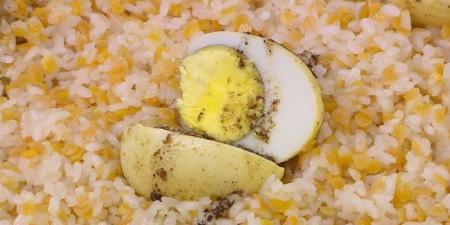 طريقة عمل الأرز بالعدس الأصفر، وجبة خفيفة واقتصادية وسريعة التحضير - المدينة برس