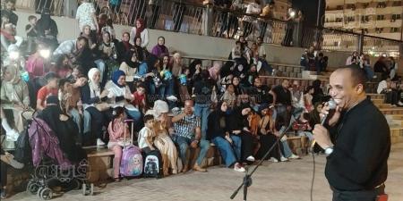 الأغاني الوطنية تُلهب حماس الجمهور في فعاليات شارع الفن بكورنيش بني سويف - المدينة برس