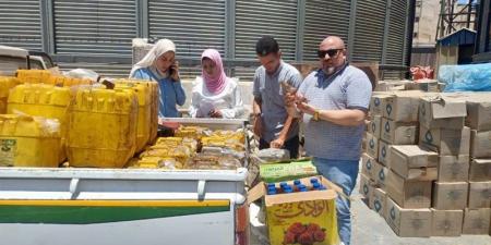 ضبط 900 لتر زيت طعام غير صالح للاستهلاك الآدمي بكفر الشيخ (صور) - المدينة برس