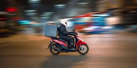 الطلبيات المرجعة تشعل الجدل بين المستهلك وحقوق عمال التوصيل - بوابة المدينة برس