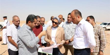 محافظ الوادي الجديد تتفقد أعمال تطوير منطقة الجذب السكاني بأبوطرطور - المدينة برس