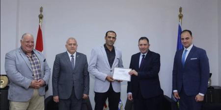 تكريم قيادات رأس البر لمواجهة الإشغالات وتنظيم الخدمات لزائري المدينة - المدينة برس