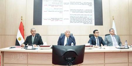 أبرز قرارات المجلس التنفيذي بمحافظة مطروح، الزملوط يوجه بحزمة إجراءات لدعم التنمية وتحسين الخدمات - المدينة برس
