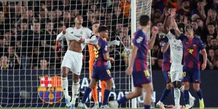 برشلونة يتلقى صدمة كبيرة بشأن مهاجمه الجديد - المدينة برس