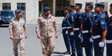 آمر القوة الجوية بحث تعزيز التعاون العسكري مع قائد سلاح الجو الملكي الأردني - بوابة المدينة برس