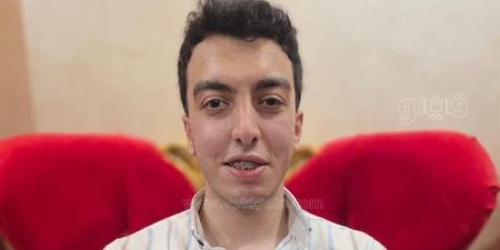 رغم الوعكة الصحية والمسكنات، كيف حقق محمد ياسر المركز الخامس على الجمهورية في الثانوية العامة (فيديو) - المدينة برس