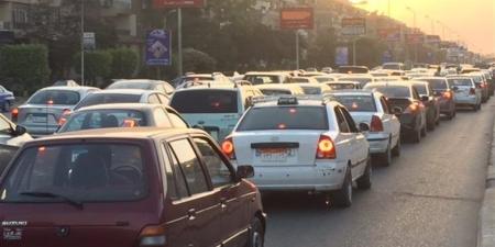 حالة المرور اليوم، تعرف على أماكن الكثافات المرتفعة بمعظم محاور القاهرة والجيزة والقليوبية - المدينة برس