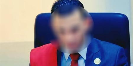 بعد إحالة منتحل صفة عضو بمجلس الدولة للمحاكمة.. تعرف على العقوبات المتوقعة للمتهمين - المدينة برس