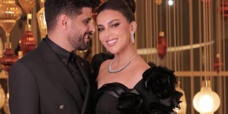 حمدي الميرغني يثير الجدل ويعلن انفصاله عن زوجته ثم يحذف الاستوري، ما القصة؟ - المدينة برس