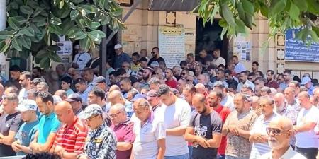 تشييع جثمان شاب قتل على يد جاره بالإسكندرية - المدينة برس