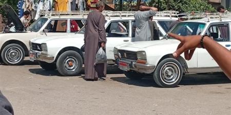 أزمة في موقف "جرجا – دار السلام"، الامتناع عن التحميل بسبب خلافات بين سائقي الخطين - المدينة برس