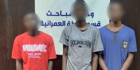 فيديو صورته محامية يكشف تعاطي 3 أجانب للمواد المخدرة في شارع بالجيزة، والشرطة تضبطهم - المدينة برس