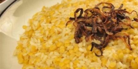 طريقة عمل الأرز بالعدس الأصفر، أكلة سريعة التحضير وخفيفة فى الحر - المدينة برس