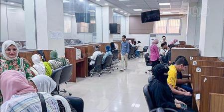 انتظام أعمال مكتب التنسيق الإلكتروني بجامعة طنطا بأول أيامه وسط إقبال كثيف من طلاب الثانوية - المدينة برس