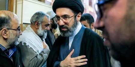مقرب من المرشد الإيراني: مجتبى خامنئي توعد بزشكيان وينوي إبعاد عراقجي عن المفاوضات - المدينة برس