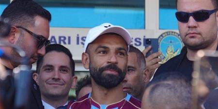 محمد صلاح يخضع للكشف الطبي في نادي طرابزون سبور (فيديو) - المدينة برس