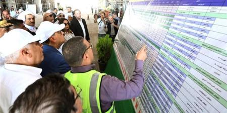 مدبولي يتفقد محطة القطار الكهربائي السريع بمطروح - المدينة برس