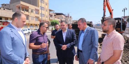 محافظ دمياط يتفقد مشروعات حياة كريمة ويتابع أعمال رصف الطرق بكفري البطيخ وسعد - المدينة برس