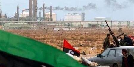مؤسسة النفط الليبية تعلن سيطرتها على حرائق خزانات الوقود بمصفاة الزاوية - المدينة برس