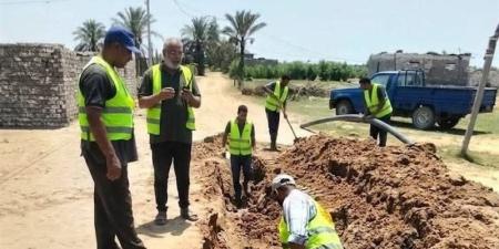 مياه الشرقية تنفذ خط مياه بطول 350 مترًا لخدمة أهالي عزبة سامي غزال بالحسينية - المدينة برس
