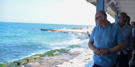 محافظ الإسكندرية يُعيد البحر لأهله، إلغاء التعاقد مع المنشآت المنتهية عقدها وإزالة حواجب الرؤية - المدينة برس