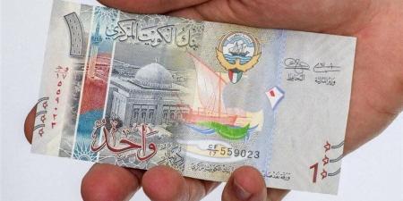 سعر الدينار الكويتي مقابل الجنيه في 5 بنوك مساء اليوم السبت - المدينة برس