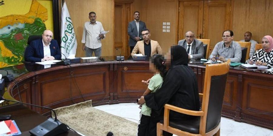 لقاء خدمة المواطنين بالفيوم، علاج على نفقة الدولة وفرص عمل بالقطاع الخاص - المدينة برس